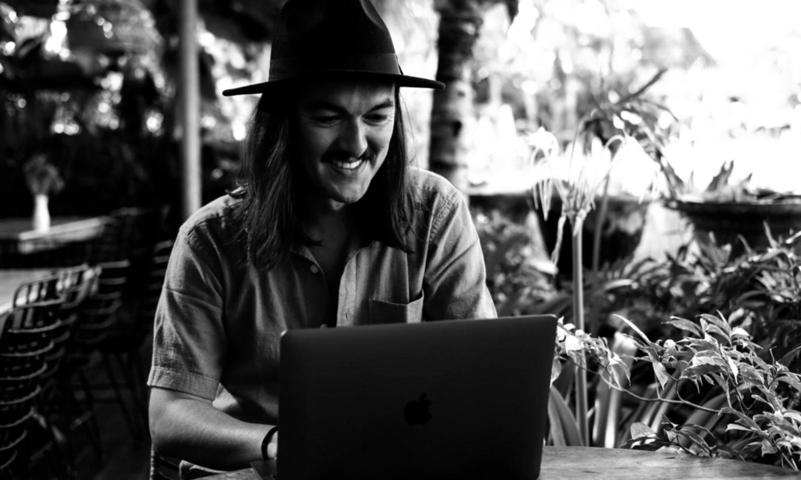 Praktische Finanzbildung in modernem Lernumfeld